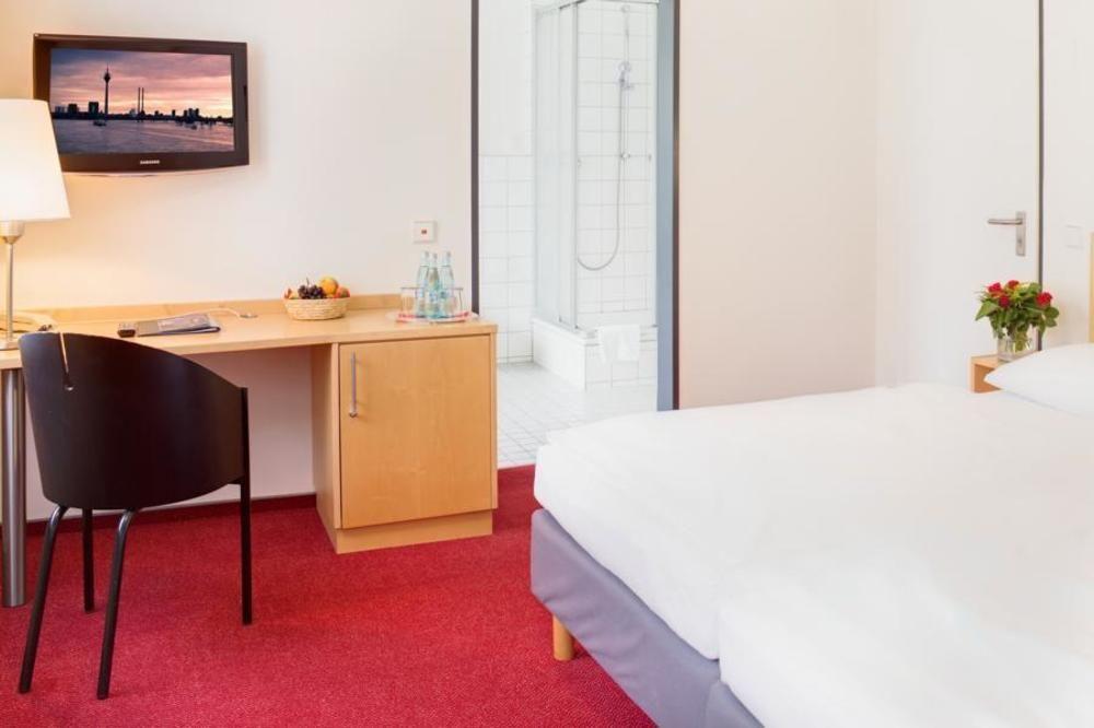 Cvjm Duesseldorf Hotel & Tagung Zewnętrze zdjęcie